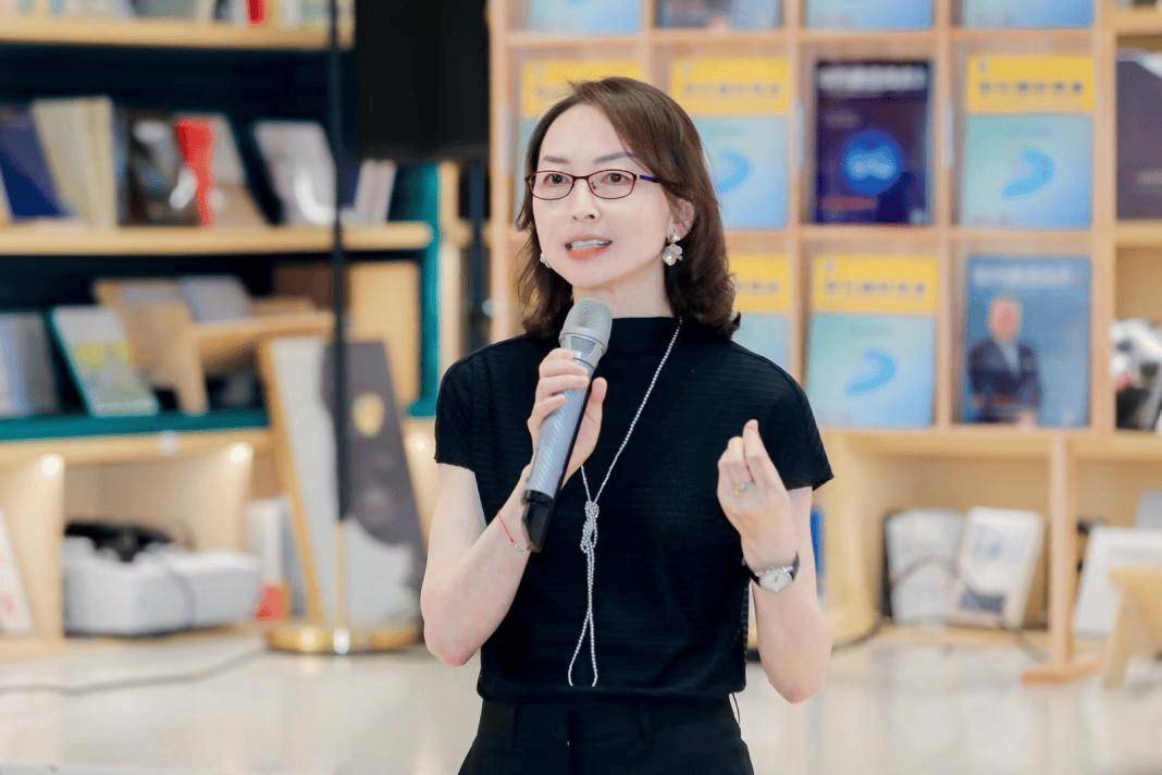 中兴通讯举办AI“兴”视野沙龙：求真务实 推动AI健康、向善、普惠发展